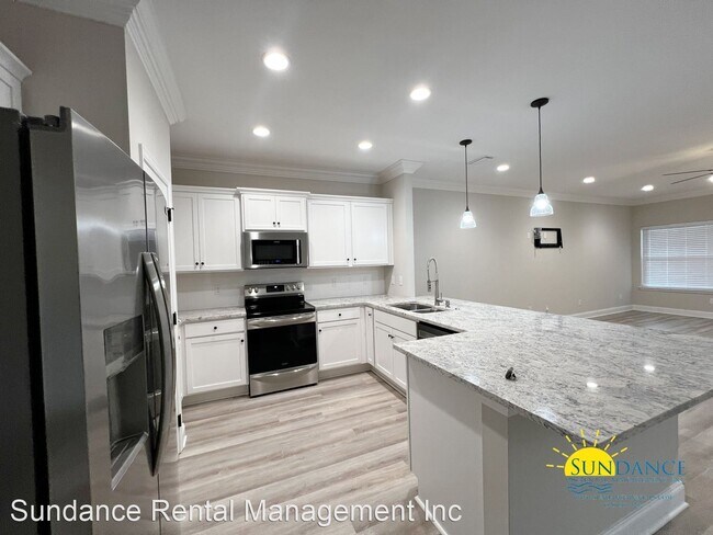 Foto del edificio - 3 br, 2 bath House - 61 E 9th Avenue