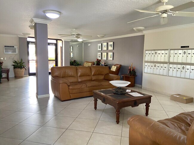 Foto del edificio - 6461 NW 2nd Ave