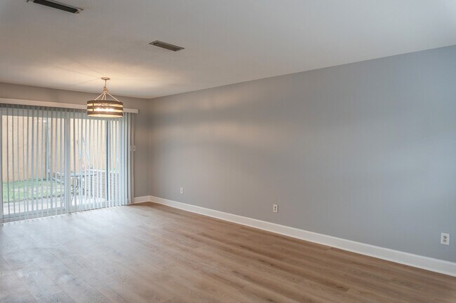 Foto del edificio - 413 E 7th Ave