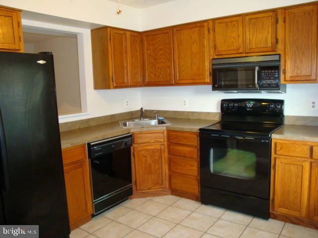 Foto del edificio - 2910 Shelley Ct