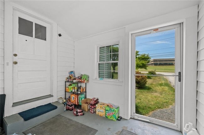 Building Photo - 2340 S County Trl