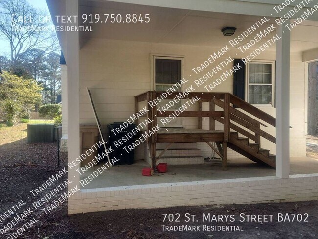 Building Photo - 2 bedroom 1 bathroom home in Garner