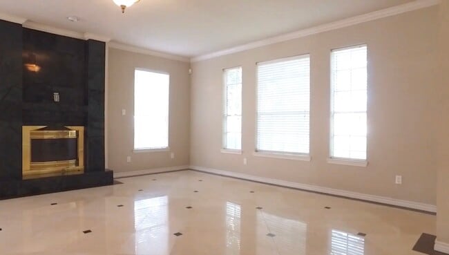 Foto del edificio - 16910 Ascot Meadow Dr