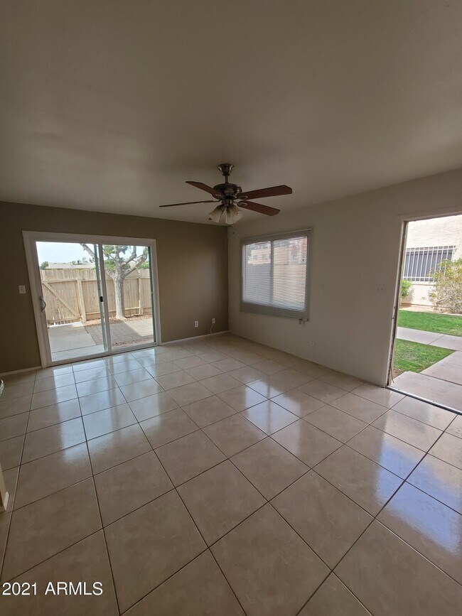 Building Photo - 14217 N 54th Dr