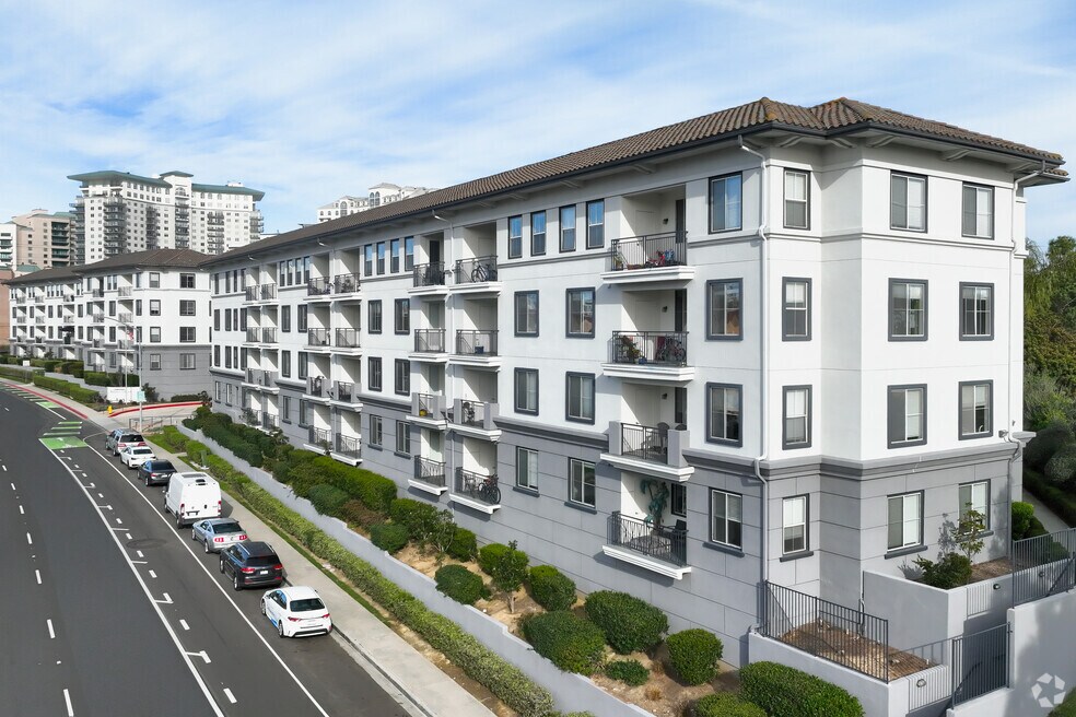 Regents Court