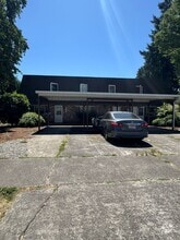 Building Photo - 220 4th Ave NW