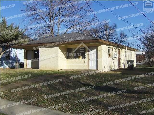 Primary Photo - 3602 Dorris St