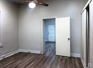 Building Photo - 529 S Main Ave