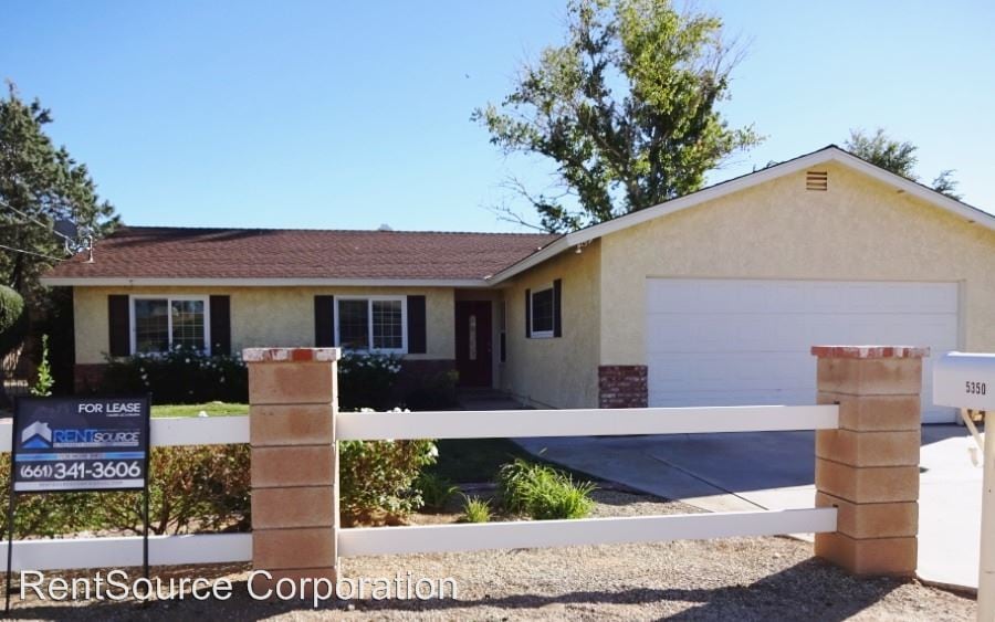 5350 W Avenue L4, Quartz Hill, CA 93536 House Rental in Quartz Hill, CA