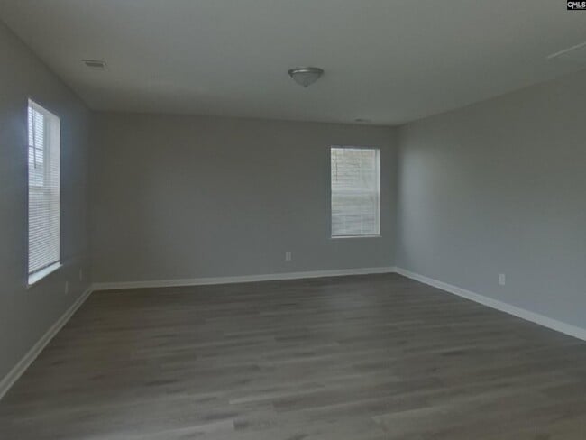 Building Photo - 415 Fox Trot Dr