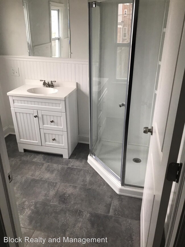 Foto del edificio - 3 br, 2 bath House - 1923 W 8th St