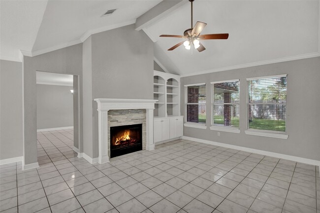 Building Photo - 3511 Blue Wing Dr
