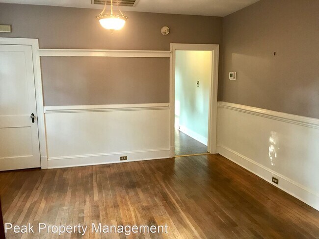 Building Photo - 3 br, 2 bath House - 1209 Lorraine Avenue