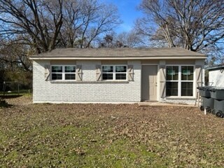 Primary Photo - 4418 Westwood Park Dr