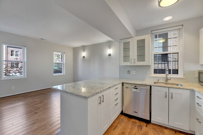 Foto del edificio - 2114 N St NW