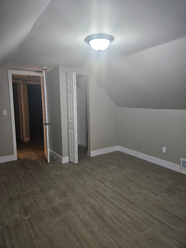 Foto del edificio - 8715 Ridge St