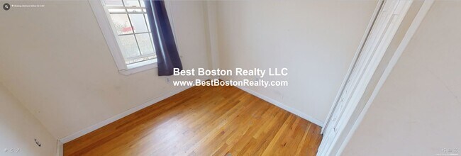 Building Photo - 4 Bishop Allen Dr