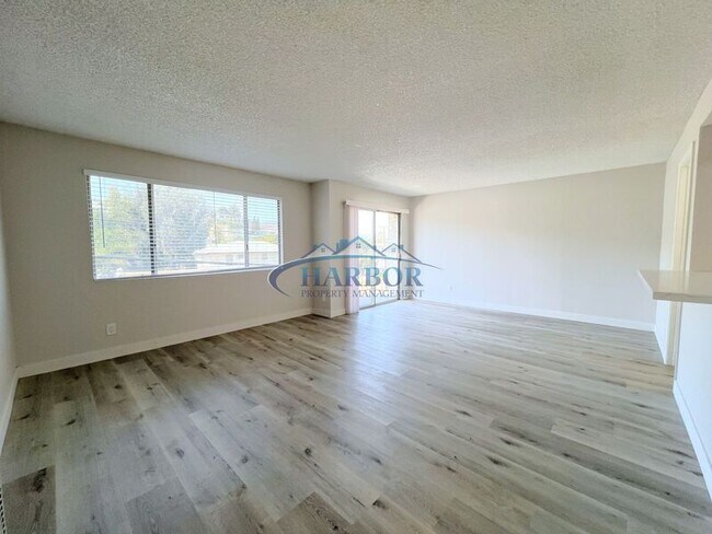 Foto del edificio - 2315 S Grand Ave