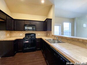 Foto del edificio - 143 Creekside Villa Dr