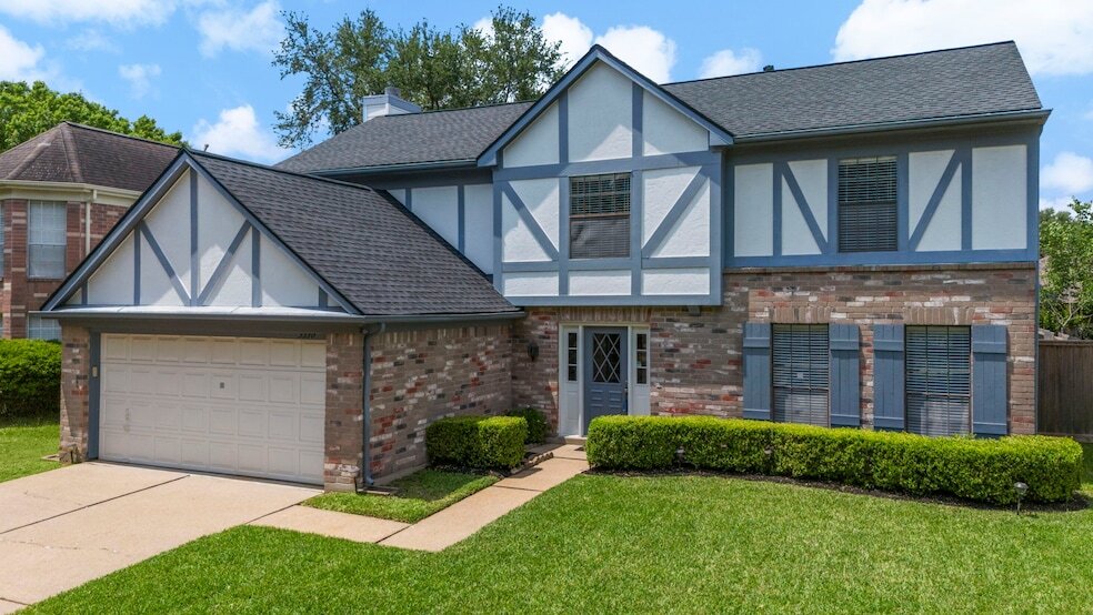 Foto del edificio - 3330 Oak Branch Ln