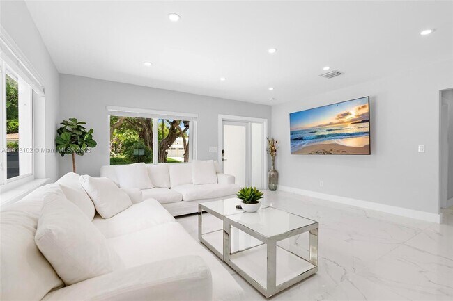 Foto del edificio - 26 NE 88th St