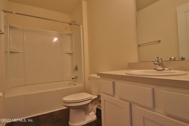 Foto del edificio - 809 Cameron Oaks Pl