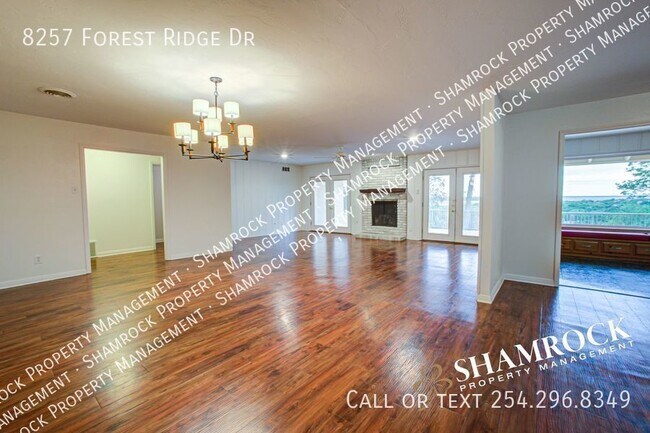 Foto del edificio - Lakeview Property in Midway ISD