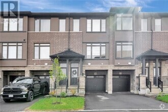 Building Photo - 120 Court Dr