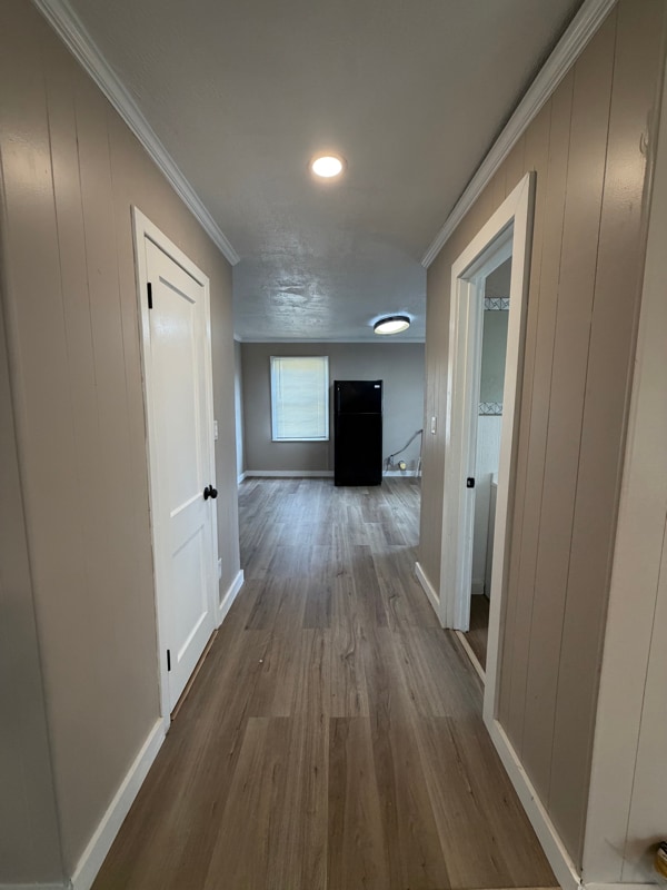 Building Photo - 304 W Main St