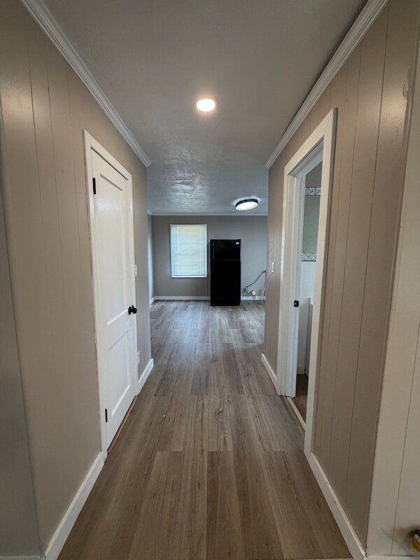 Foto del edificio - 304 W Main St