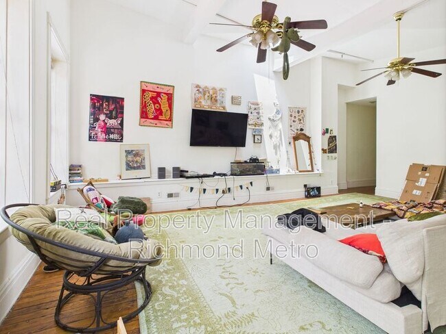 Foto del edificio - 200 W Broad St