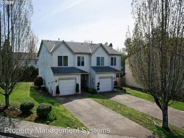 Foto principal - 2520 E 2nd St