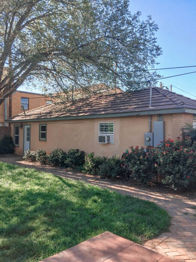 1424 Gidding St Unit 1, Clovis, NM 88101 Apartments in Clovis, NM