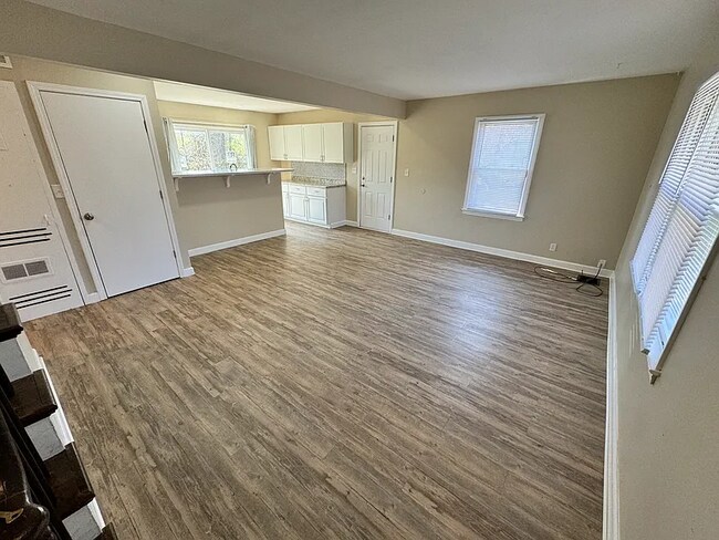 Foto del edificio - 4054 Larkspur Dr