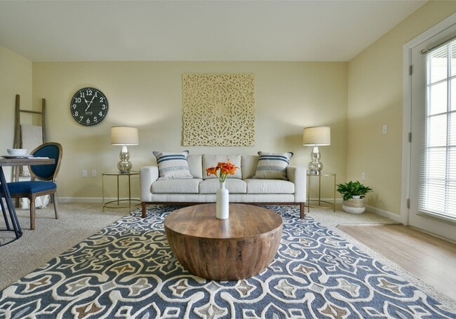 Building Photo - Badger Canyon