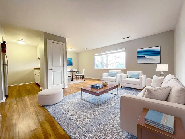 Foto del edificio - Forest Street Apartments