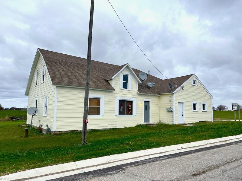 2291 Day St, Greenleaf, WI 54126 Condo for Rent in Greenleaf, WI