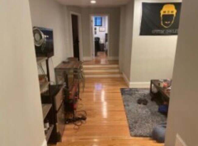 Building Photo - 46 Fenway