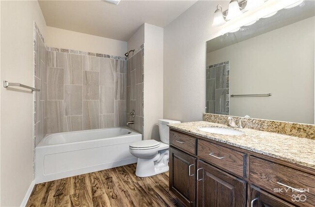 Foto del edificio - 2129 Brown Bear Ln