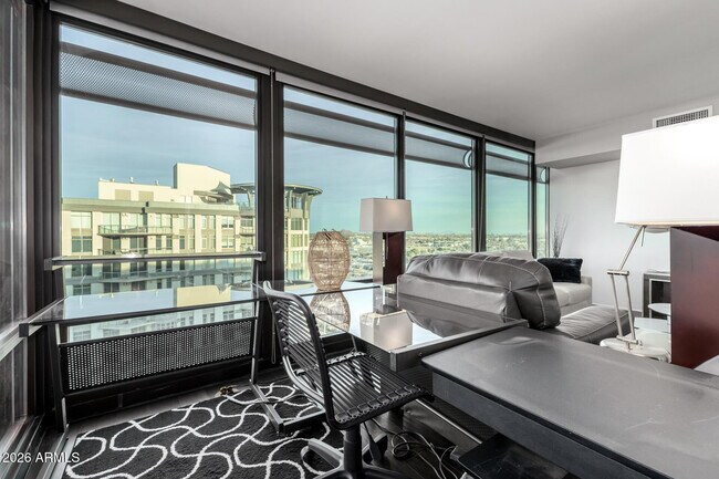 Foto del edificio - 4808 N 24th St