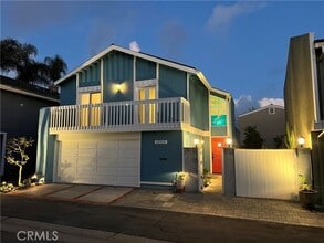 Building Photo - 32954 Paseo Del Lucero