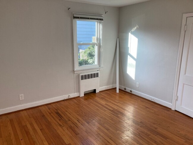 Photo - Meadowbrook House