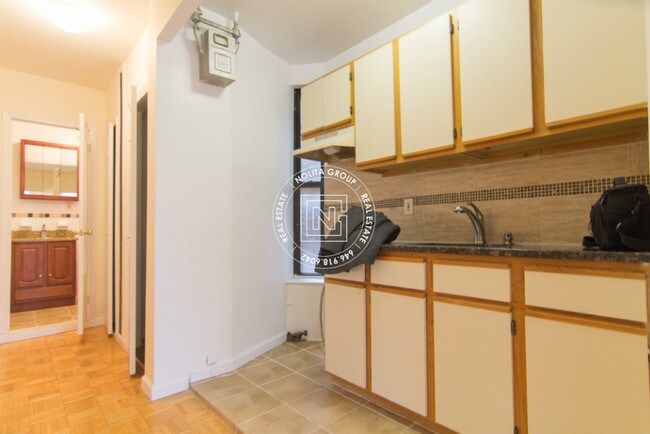 Foto del edificio - 162 Allen St