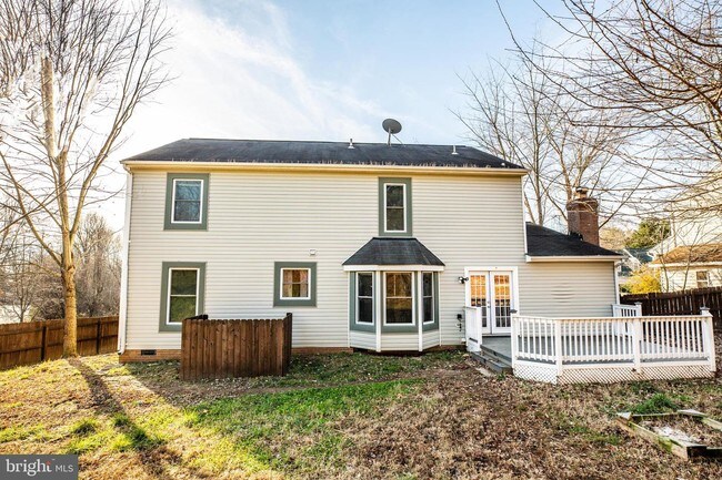 Building Photo - 107 Chinaberry Dr
