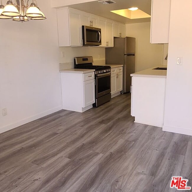 Building Photo - 5263 Corteen Pl