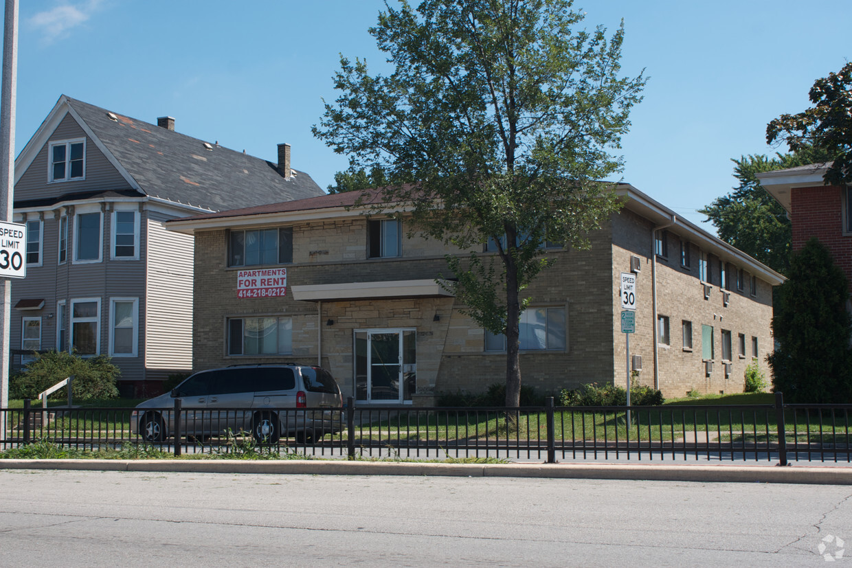 Building Photo - 754 S Layton Blvd