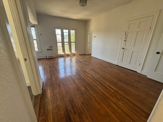 Foto del edificio - 206 N New Hampshire Ave