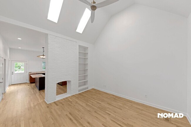 Foto del edificio - 2 Bed 2 Bath Single Family Home in Lexington