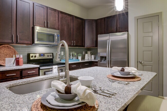 Foto del edificio - Enclave at the Dominion Apartments