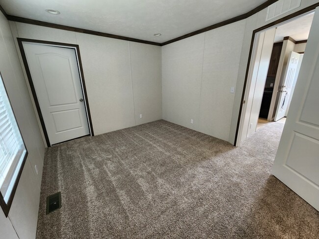 Foto del edificio - 855 W Jefferson St